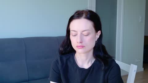 Snapshot of dormineaa chatting on 07/25/26, 06:33 dormineaa online show from 07/25/26, 06:33