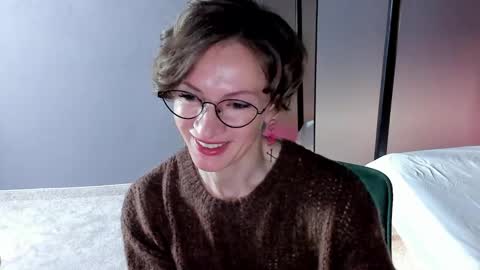 Dorothy Next stream on Monday at 3am-9am online show from 02/17/26, 03:14