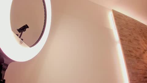  DOROTHY online show from 02/20/25, 06:06