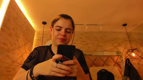  DOROTHY online show from 02/28/25, 03:04