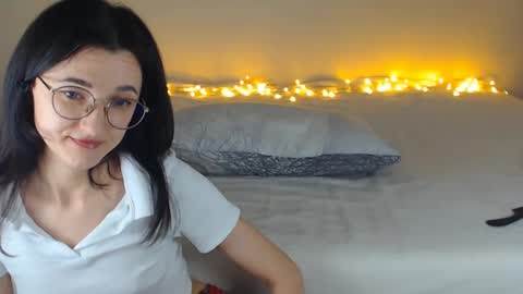 Snapshot of dorotty_ chatting on 12/05/24, 01:36 Your Dorotty online show from 12/05/24, 01:36