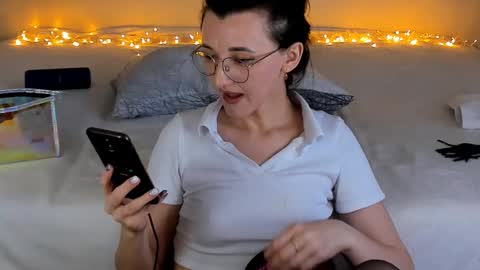 Snapshot of dorotty_ chatting on 01/24/25, 05:21 Your Dorotty online show from 01/24/25, 05:21