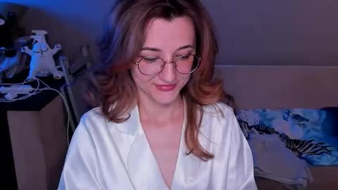 Snapshot of dorotty_ chatting on 04/21/26, 01:42 Your Dorotty online show from 04/21/26, 01:42