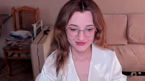 Snapshot of dorotty_ chatting on 04/28/26, 02:27 Your Dorotty online show from 04/28/26, 02:27