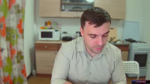 Sasha online show from 12/24/24, 10:49