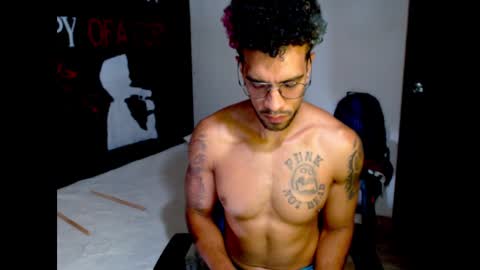 Snapshot of dostoyrodia_34 chatting on 01/22/25, 04:13 will online show from 01/22/25, 04:13