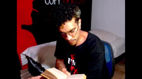 Snapshot of dostoyrodia_34 chatting on 01/30/25, 12:07 will online show from 01/30/25, 12:07