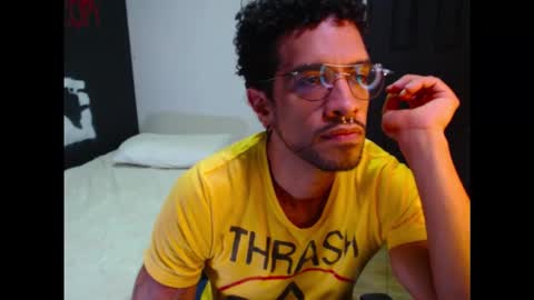 Snapshot of dostoyrodia_34 chatting on 10/30/25, 03:52 will online show from 10/30/25, 03:52