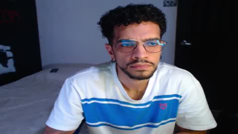 Snapshot of dostoyrodia_34 chatting on 11/28/25, 01:08 will online show from 11/28/25, 01:08