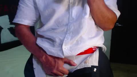 Snapshot of dostoyrodia_34 chatting on 11/29/25, 02:47 will online show from 11/29/25, 02:47