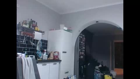 Snapshot of dottoresss chatting on 09/27/25, 06:35 SaSa online show from 09/27/25, 06:35