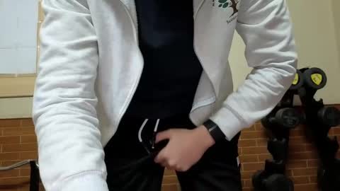 Snapshot of dotx90_fun chatting on 01/22/25, 09:13 Funlover online show from 01/22/25, 09:13