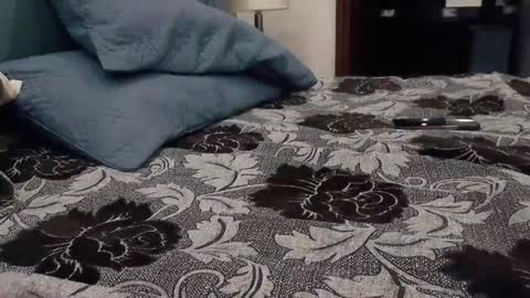 Snapshot of dotx90_fun chatting on 03/09/25, 06:43 Funlover online show from 03/09/25, 06:43