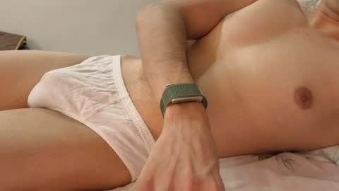 Snapshot of dotx90_fun chatting on 07/17/26, 01:34 Funlover online show from 07/17/26, 01:34