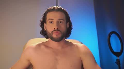 Keen online show from 01/11/26, 03:00