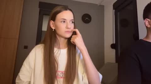 Alice and Mark online show from 10/14/25, 07:03