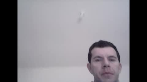 Snapshot of douglas8121 chatting on 10/15/25, 09:31 douglas8121 online show from 10/15/25, 09:31