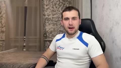 douglas_666 online show from 06/02/26, 07:49