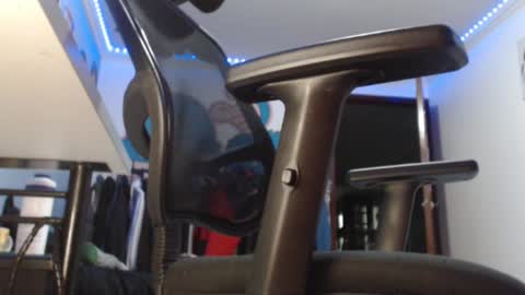 douglas_drake online show from 02/23/25, 06:39