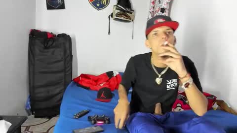 Snapshot of douglas_gallegos chatting on 02/09/26, 10:25 douglas_gallegos online show from 02/09/26, 10:25