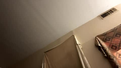 dove_love22 online show from 10/13/25, 11:05