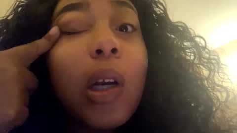 dove_love22 online show from 11/06/25, 12:44