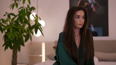    .         . online show from 09/30/25, 06:18