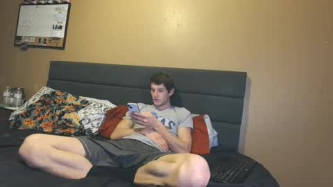 Snapshot of downforthemoney chatting on 01/29/25, 03:58 downforthemoney online show from 01/29/25, 03:58