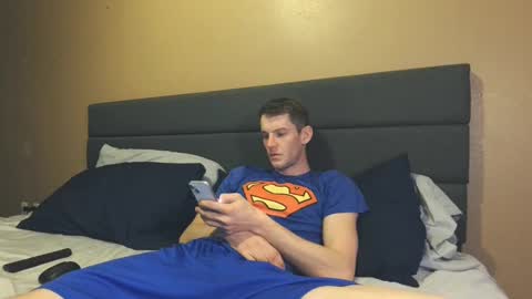 Snapshot of downforthemoney chatting on 02/12/25, 02:24 downforthemoney online show from 02/12/25, 02:24