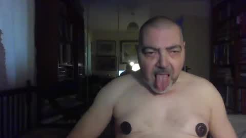 doxoebloke68 online show from 02/27/25, 04:21