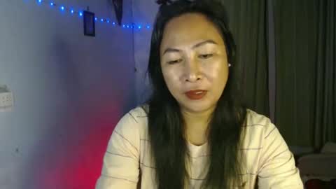 doyouwantme143 online show from 10/29/25, 03:58