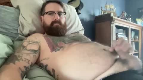 Snapshot of dozeone chatting on 11/16/25, 08:03 dozeone online show from 11/16/25, 08:03