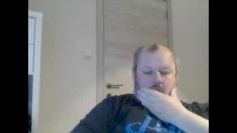 Snapshot of dpau76 chatting on 12/23/24, 07:38 Danny online show from 12/23/24, 07:38