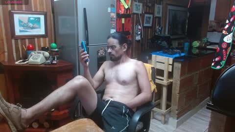 Snapshot of dr_simon84 chatting on 12/31/24, 02:08 Dr Simon online show from 12/31/24, 02:08