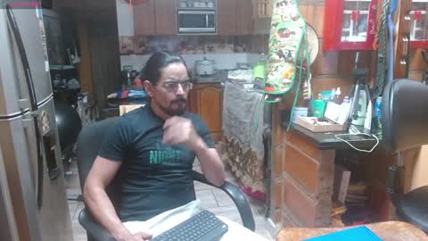 Snapshot of dr_simon84 chatting on 01/02/25, 05:57 Dr Simon online show from 01/02/25, 05:57