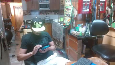 Snapshot of dr_simon84 chatting on 01/02/25, 07:18 Dr Simon online show from 01/02/25, 07:18