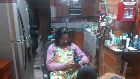 Snapshot of dr_simon84 chatting on 01/04/25, 05:58 Dr Simon online show from 01/04/25, 05:58