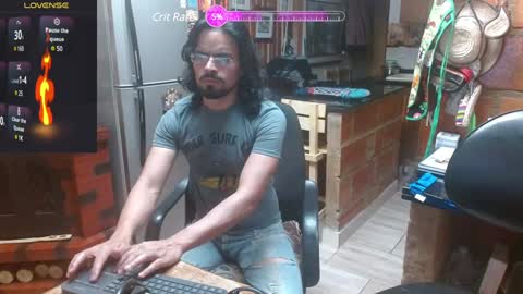 Snapshot of dr_simon84 chatting on 01/06/25, 05:08 Dr Simon online show from 01/06/25, 05:08