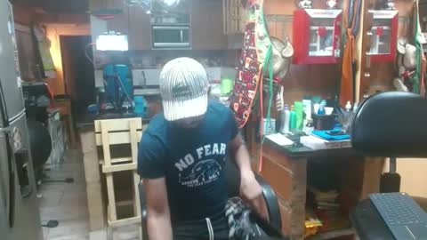 Snapshot of dr_simon84 chatting on 01/16/25, 10:02 Dr Simon online show from 01/16/25, 10:02