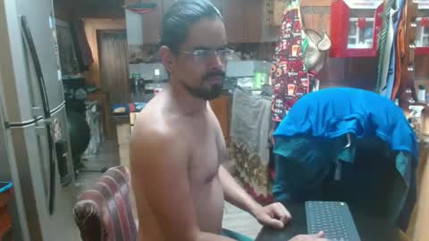 Snapshot of dr_simon84 chatting on 01/21/25, 09:46 Dr Simon online show from 01/21/25, 09:46