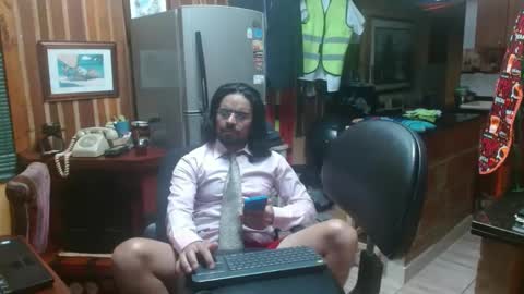 Snapshot of dr_simon84 chatting on 01/22/25, 05:05 Dr Simon online show from 01/22/25, 05:05