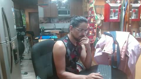 Snapshot of dr_simon84 chatting on 01/23/25, 12:30 Dr Simon online show from 01/23/25, 12:30