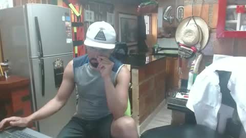 Snapshot of dr_simon84 chatting on 02/16/25, 08:11 Dr Simon online show from 02/16/25, 08:11