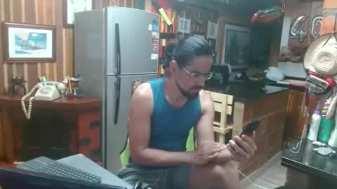 Snapshot of dr_simon84 chatting on 02/19/25, 06:11 Dr Simon online show from 02/19/25, 06:11