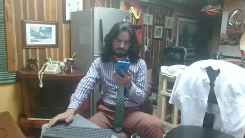 Snapshot of dr_simon84 chatting on 02/20/25, 05:44 Dr Simon online show from 02/20/25, 05:44