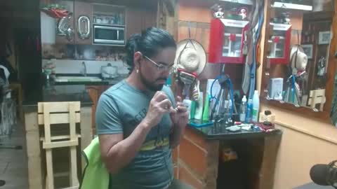 Snapshot of dr_simon84 chatting on 02/21/25, 03:56 Dr Simon online show from 02/21/25, 03:56