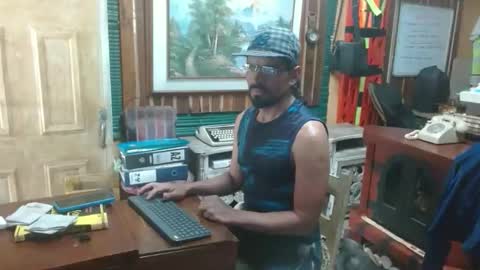 Snapshot of dr_simon84 chatting on 02/11/26, 06:46 Dr Simon online show from 02/11/26, 06:46