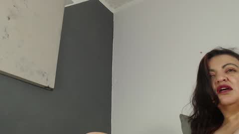 Gabrielle online show from 01/09/25, 10:20