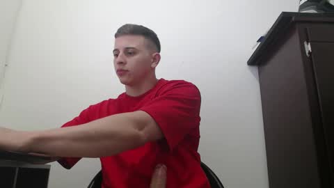 draco_boy2000 online show from 09/28/25, 09:09