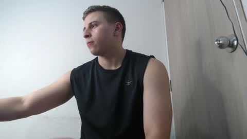 draco_boy2000 online show from 05/12/26, 12:19